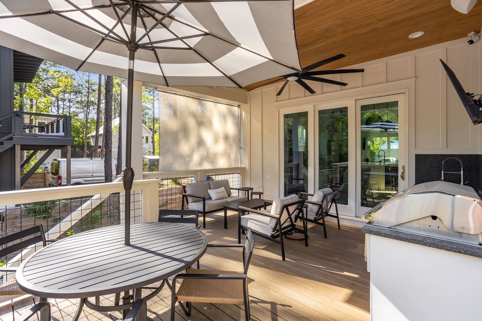 Covered outdoor porch